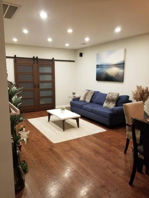 דירות שיקגו Nice And Cozy. Sleeps 5. מראה חיצוני תמונה